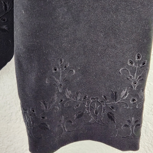 𝅺STUDIO One Black Blazer Lace Like Design Trim Size: 14 - Picture 2 of 7